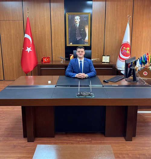 Kaymakamımız Sayın İbrahim CESUR'un Babalar Günü Kutlama Mesajı