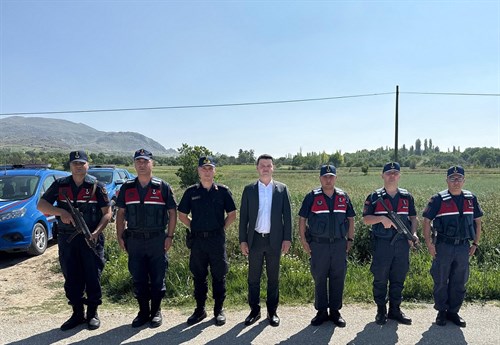 Kaymakamımız Sayın İbrahim CESUR, Kurban Bayramı Trafik Tedbirleri Kapsamında Kemer Yol Uygulamasındaki Denetime Katıldı.